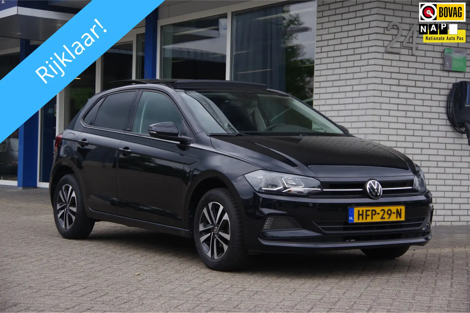 Volkswagen Polo Comfortline Panoramadak Cruise App-connect Negro - 1