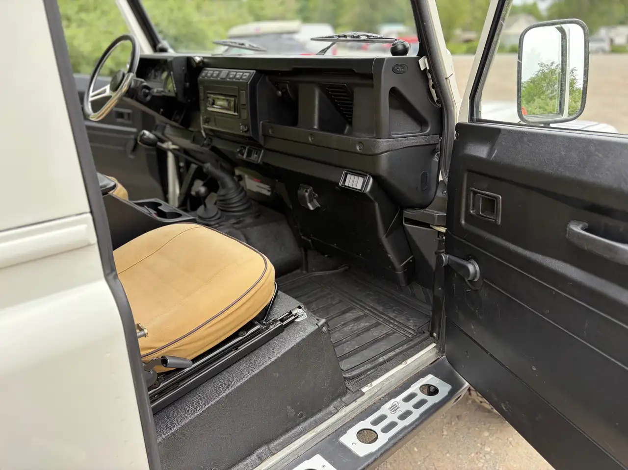 Land Rover Defender снимка Land Rover Defender