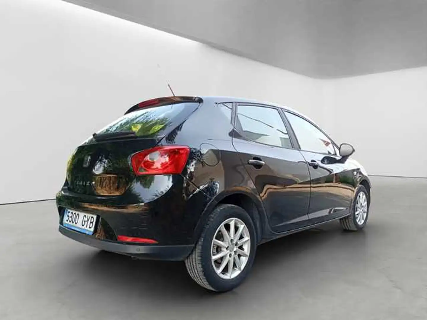 SEAT Ibiza 1.6TDI CR Style DPF 105 Schwarz - 2