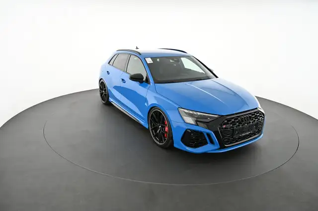 Audi RS3 view 10