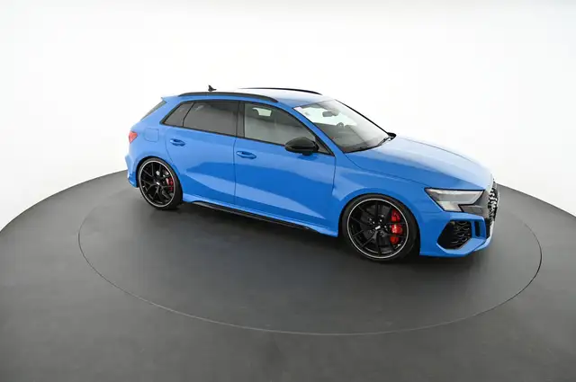 Audi RS3 view 8