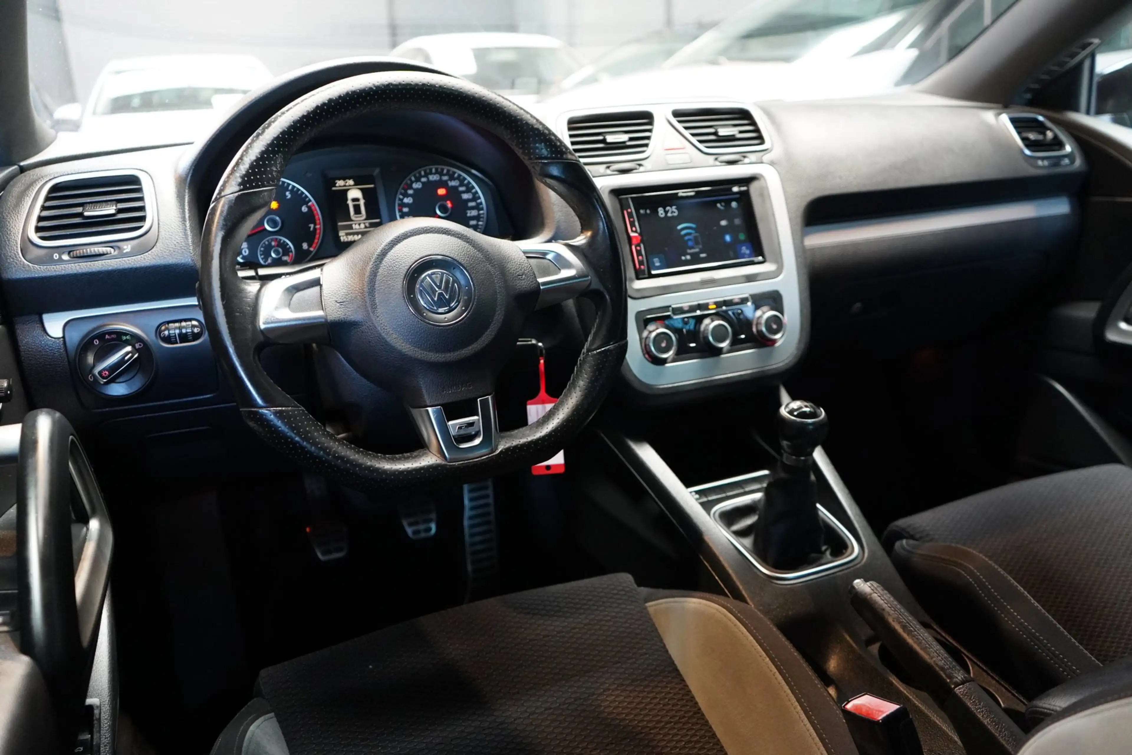 Volkswagen Scirocco 1.4 TSI | PDC | STOELVERW. | AIRCO | ELEK. RAMEN | — photo 12