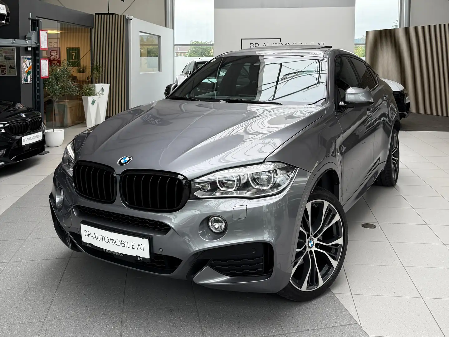 BMW X6 xDrive 30 d // M-PAKET // Gris - 2
