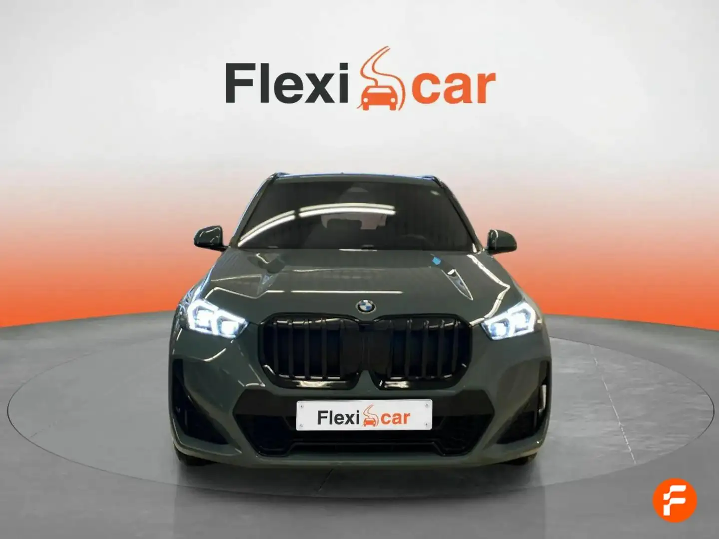 BMW X1 sDrive 18iA Verde - 2