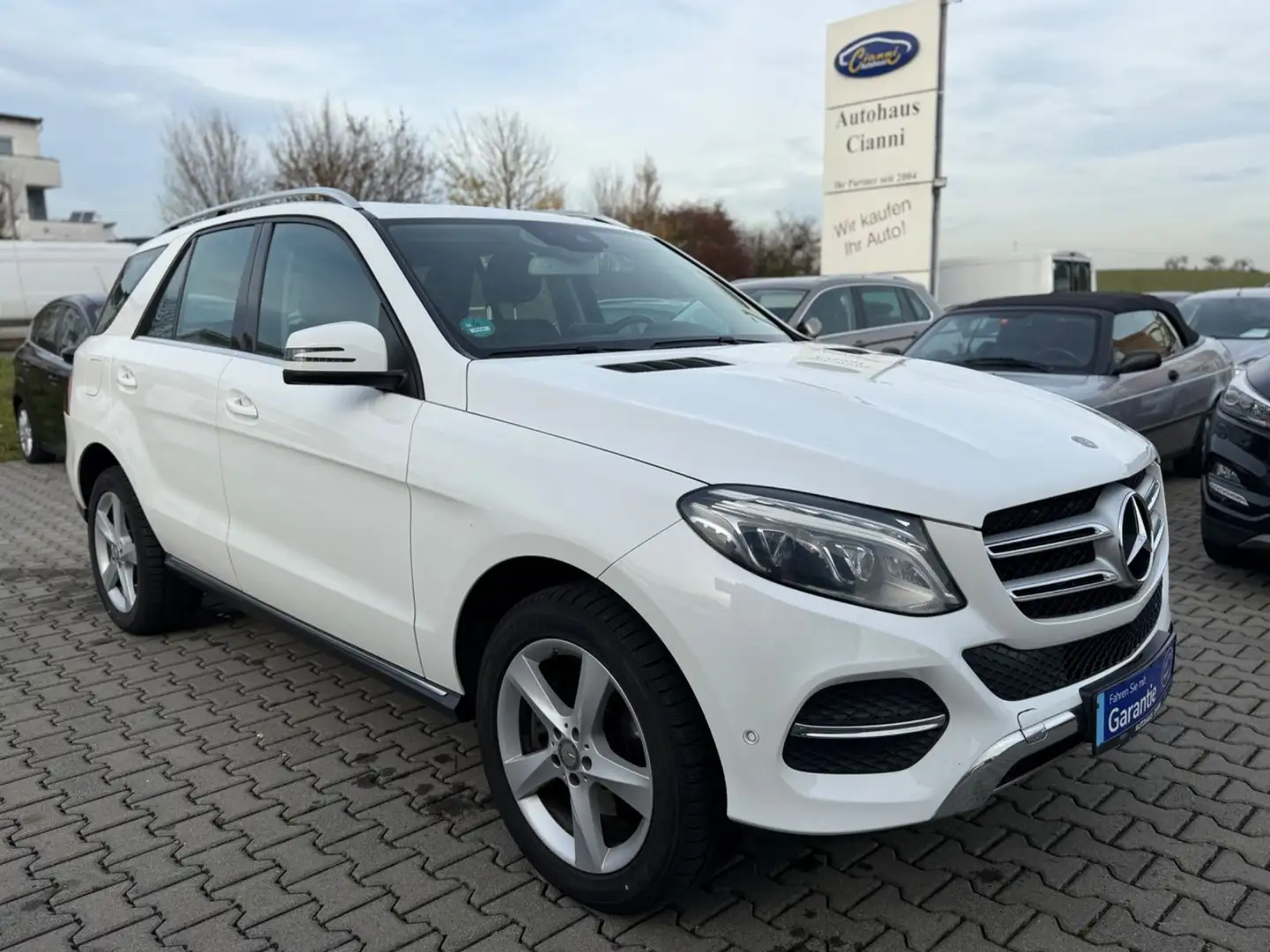 Mercedes-Benz GLE 250 d 4Matic** aus 2. Besitz ** TOP ZUSTAND Weiß - 1