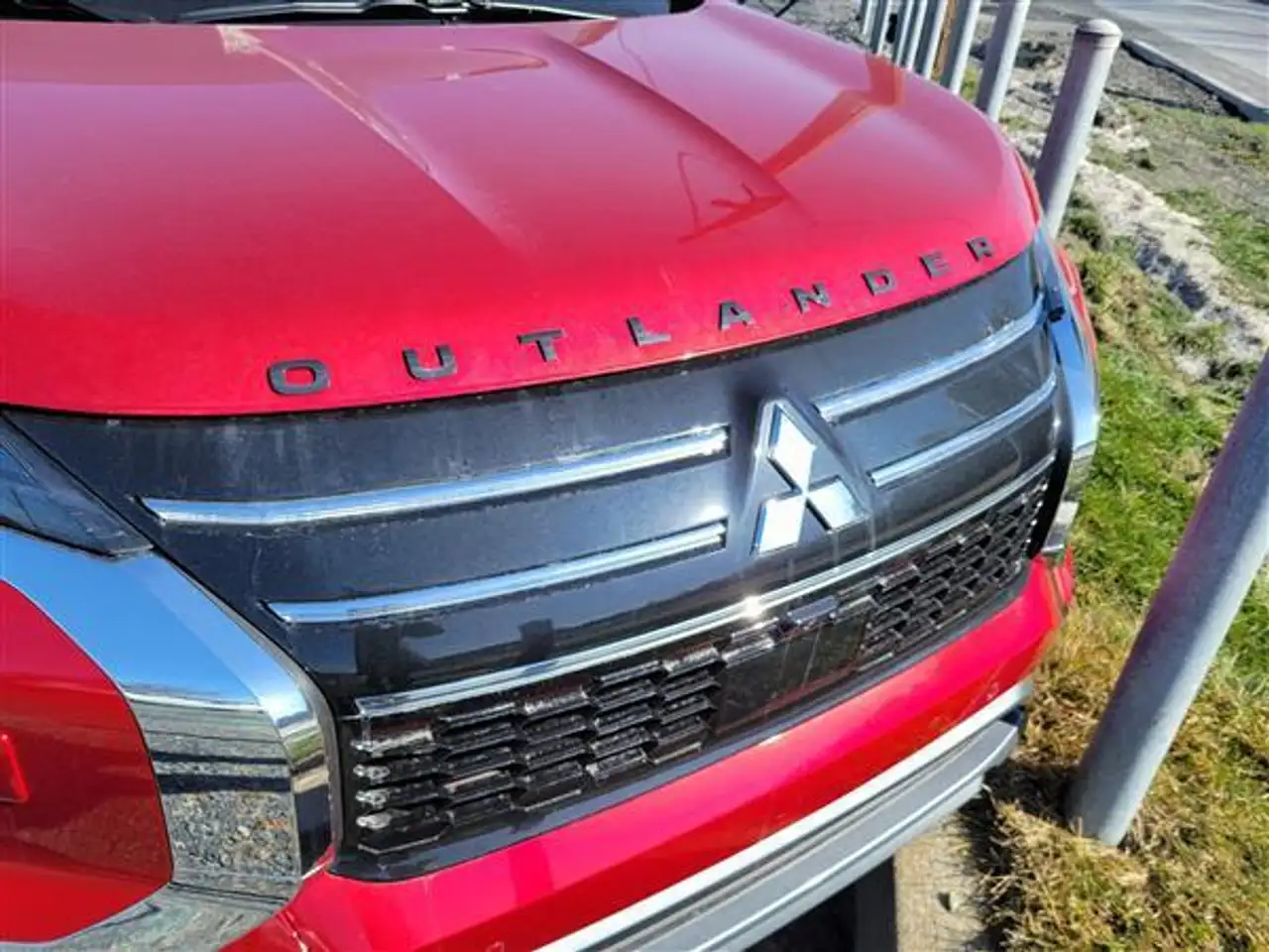 Mitsubishi Outlander снимка Mitsubishi Outlander