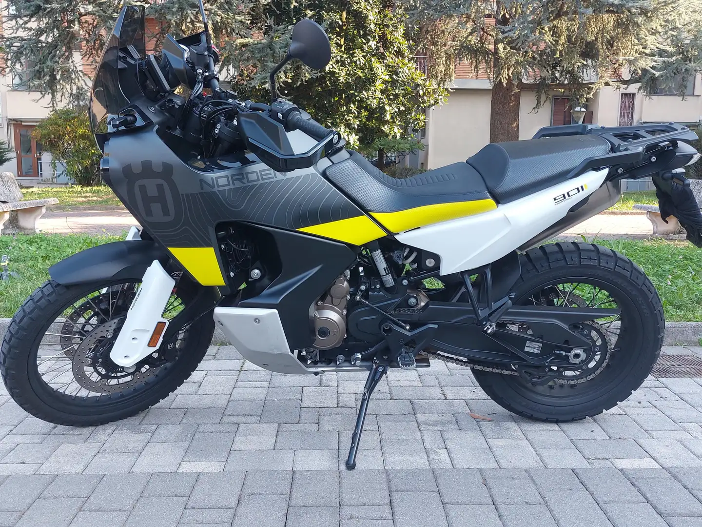 Husqvarna Norden 901 Czarny - 1