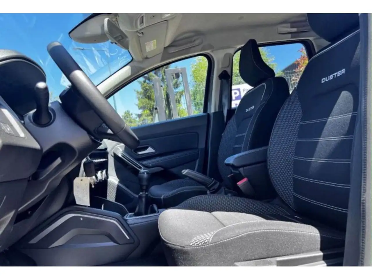 Dacia Duster — photo 5