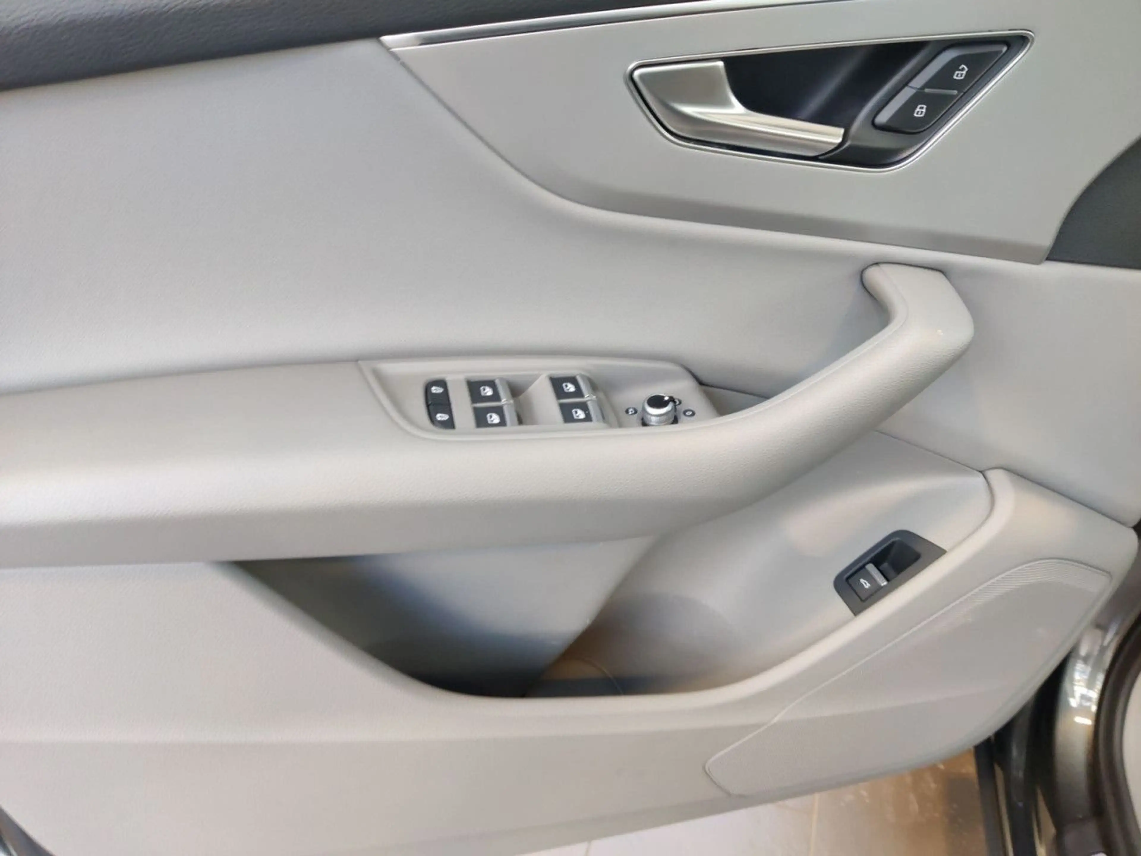 Audi Q7 SUV S line 50 TDI quattro AHK/HeadUp/Matrix LED — photo 15