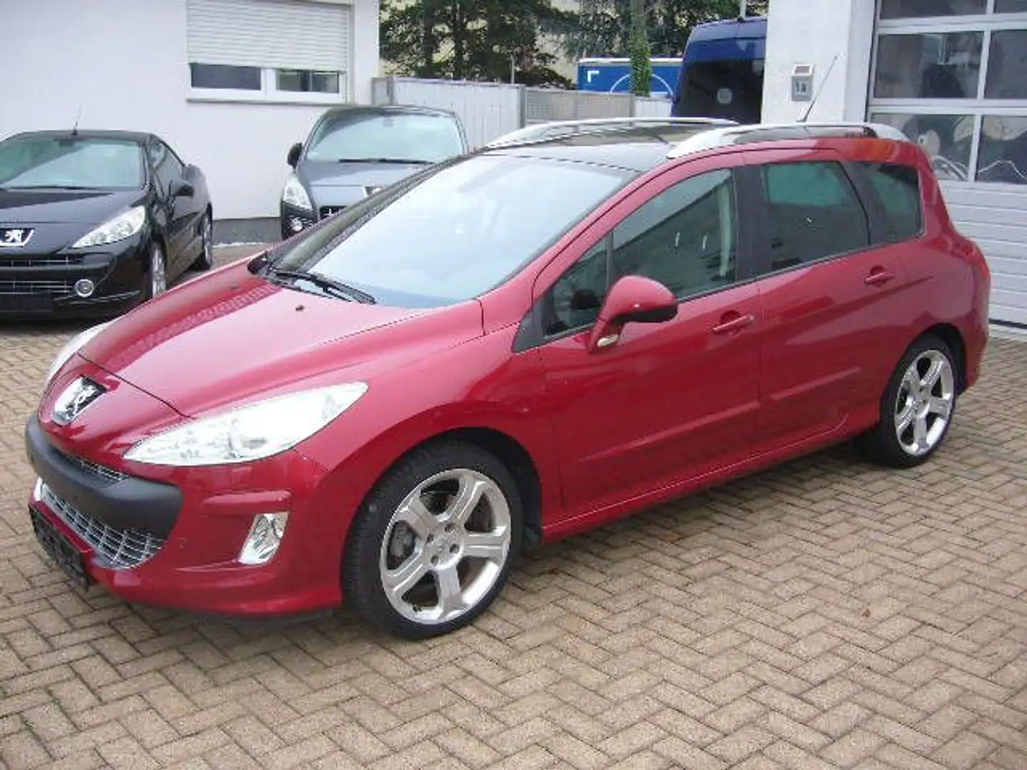 Peugeot 308 SW PLatinum Automat*Leder*Xenon*Panorama*PDC Rot - 1