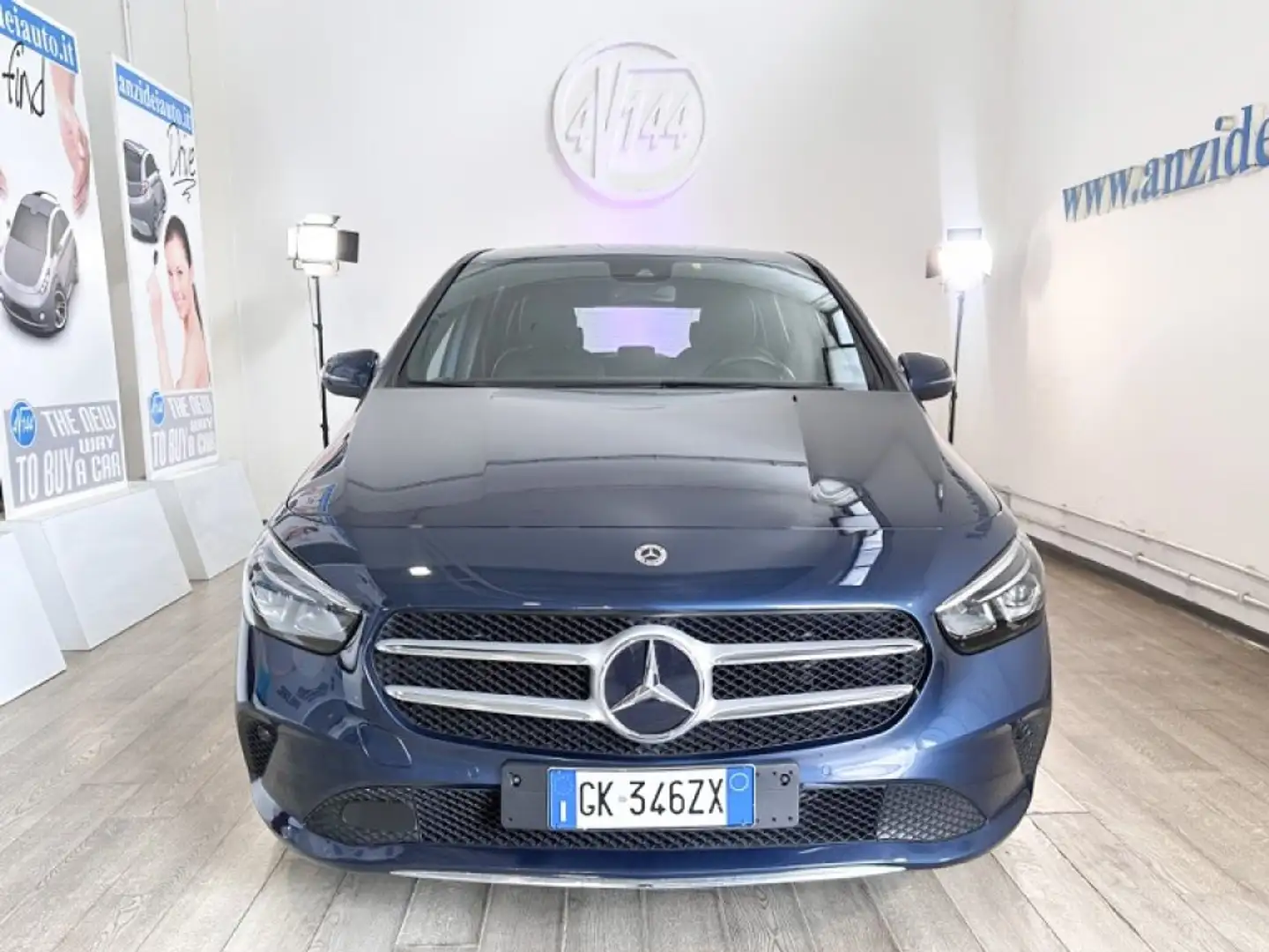 Mercedes-Benz B 180 2.0 d Automatic Business Extra Blauw - 2