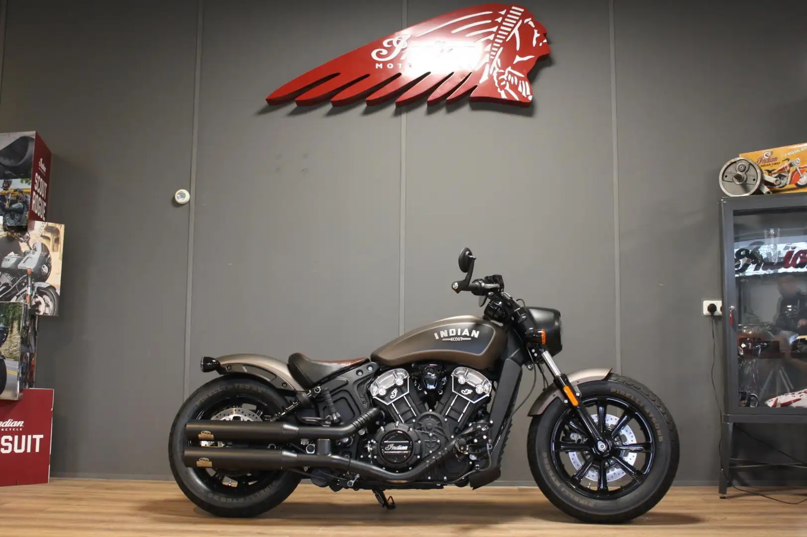 Indian Scout Chopper 69 Bobber Limited , 24 maanden dealer gara - 1
