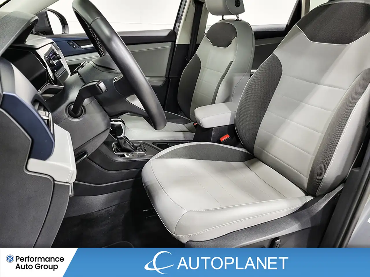 Volkswagen Taos снимка Volkswagen Taos