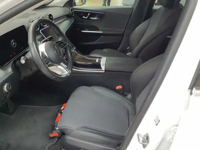 Mercedes-Benz C-Class view 7