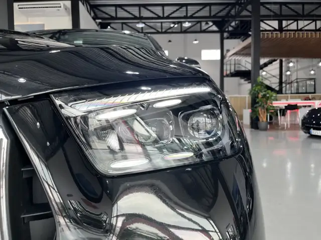 Mercedes-Benz GLE view 14