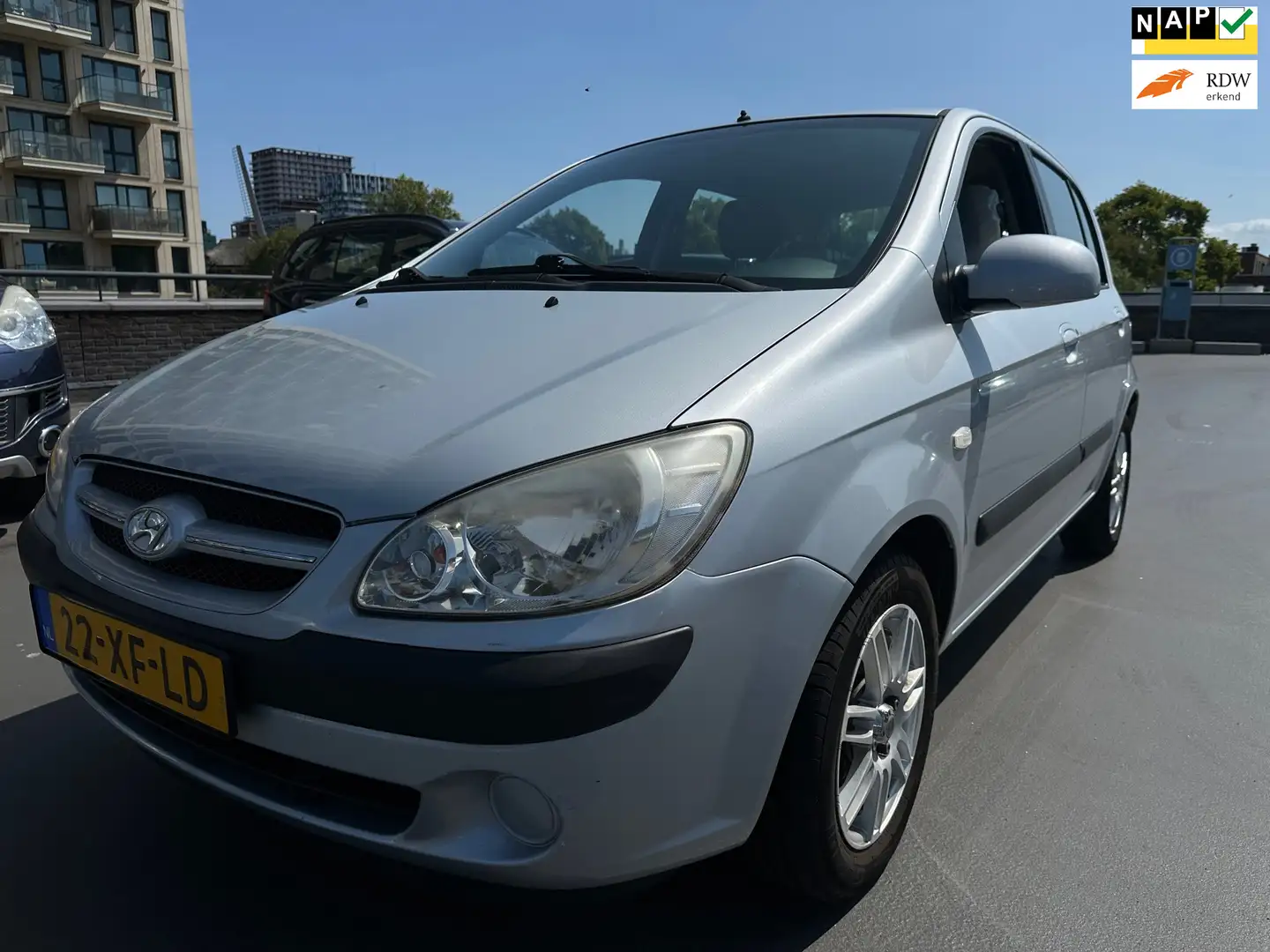 Hyundai Getz 1.1i Active Young met nieuwe apk en stoelverwarmin Grijs - 1