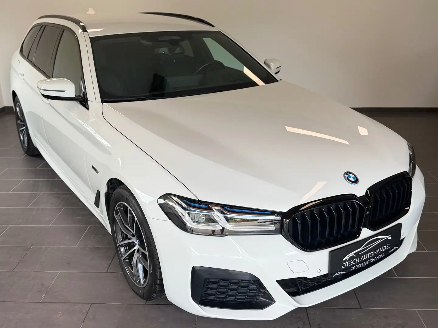 BMW 530 530 e xDrive MSPORT/LASER/HUD/ACC/AHK Weiß - 2