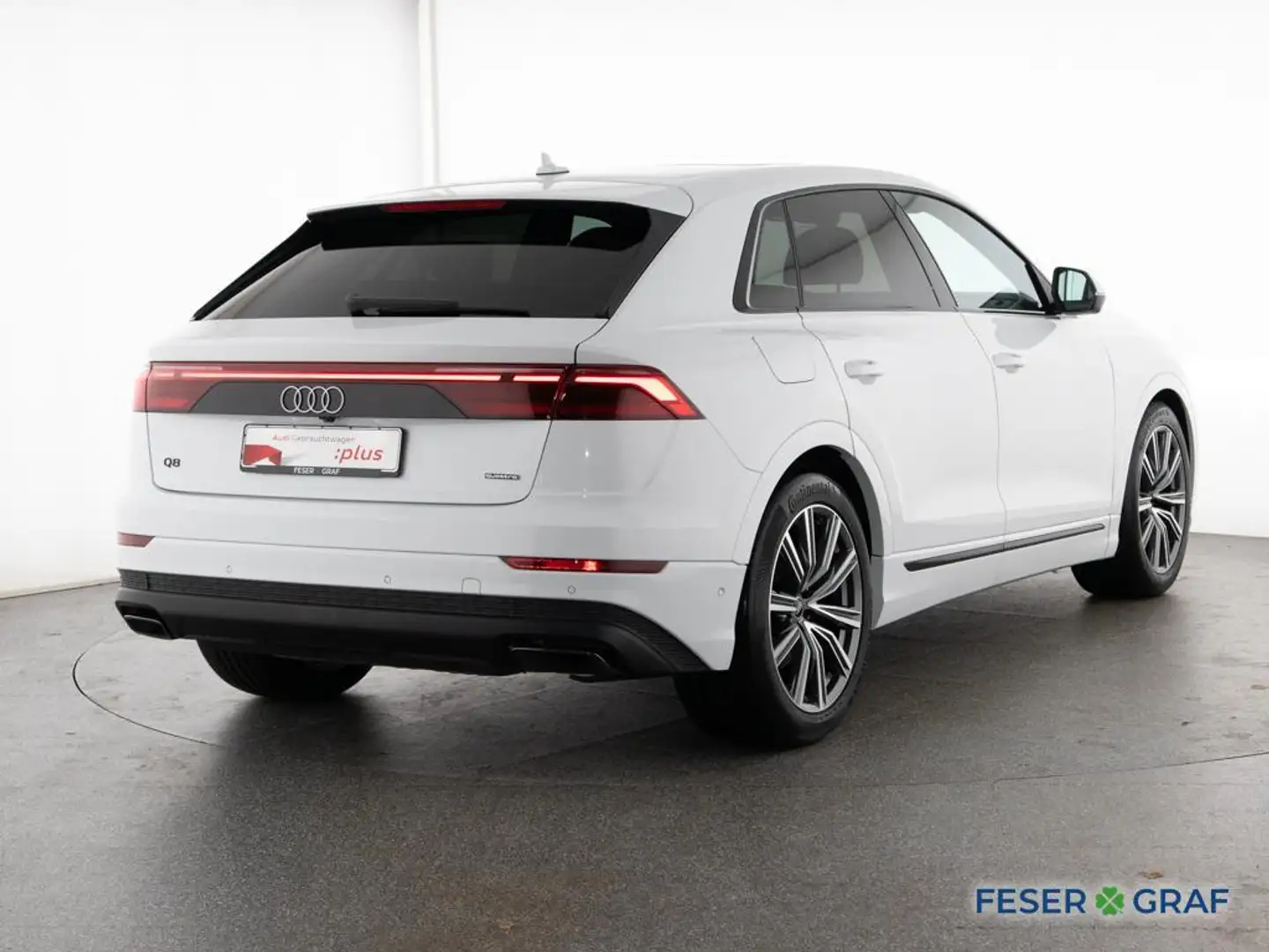 Audi Q8 50 TDI quattro matrix-LED Panorama Luft 21` Weiß - 2