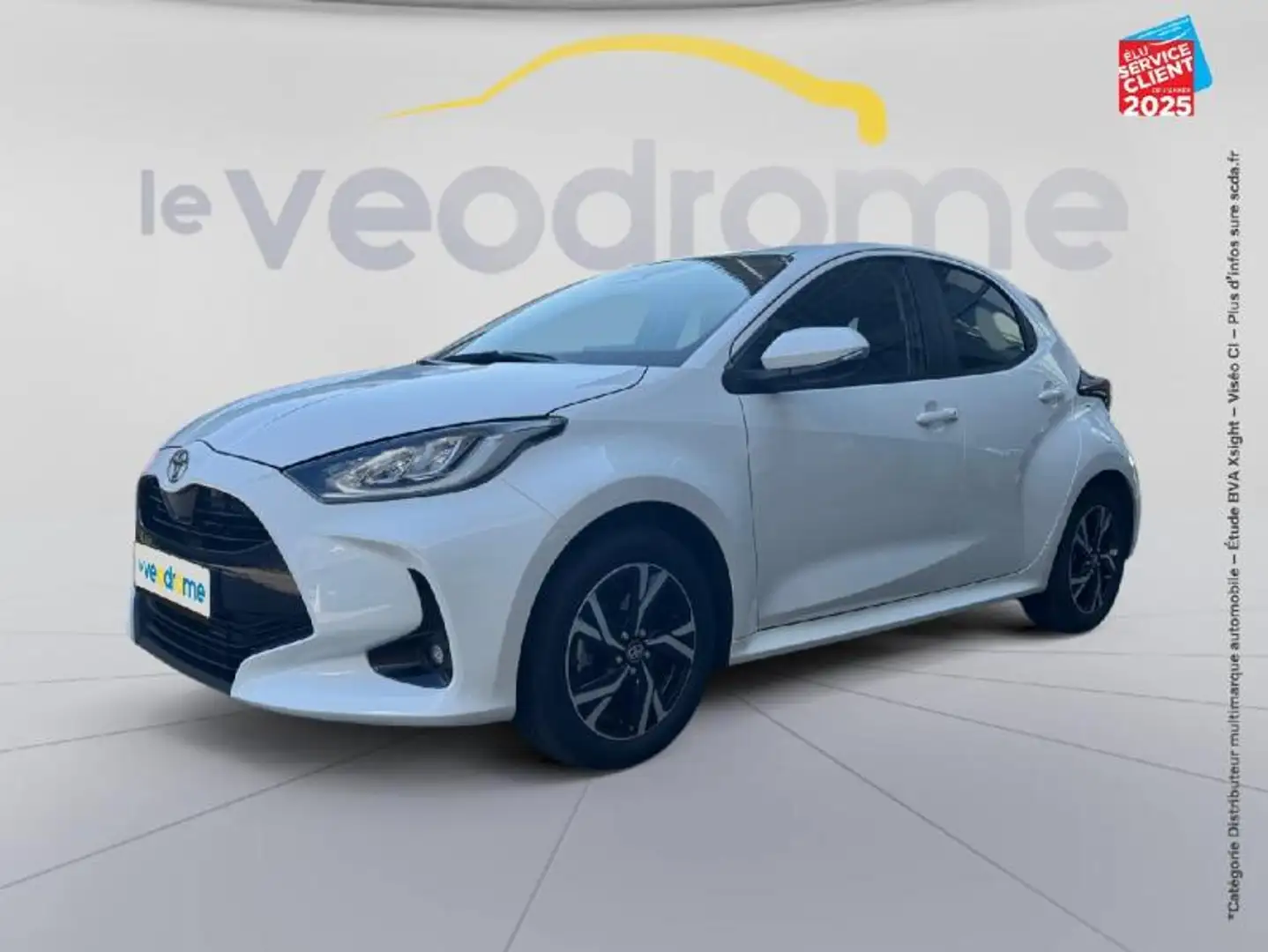 Toyota Yaris 116h Design 5p MC24 Camera Blanc - 1