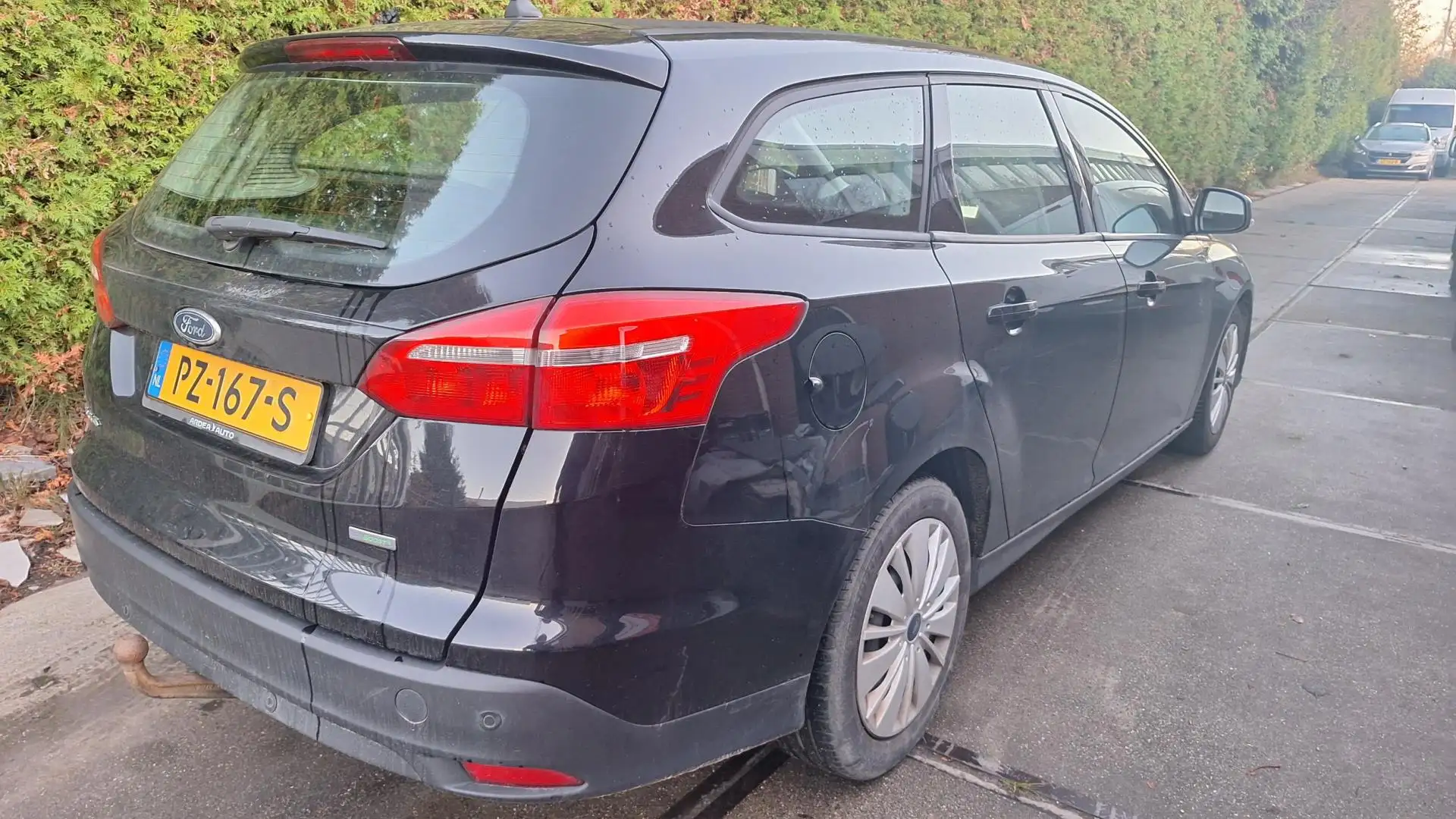 Ford Focus Wagon 1.0 Lease Edition Noir - 2