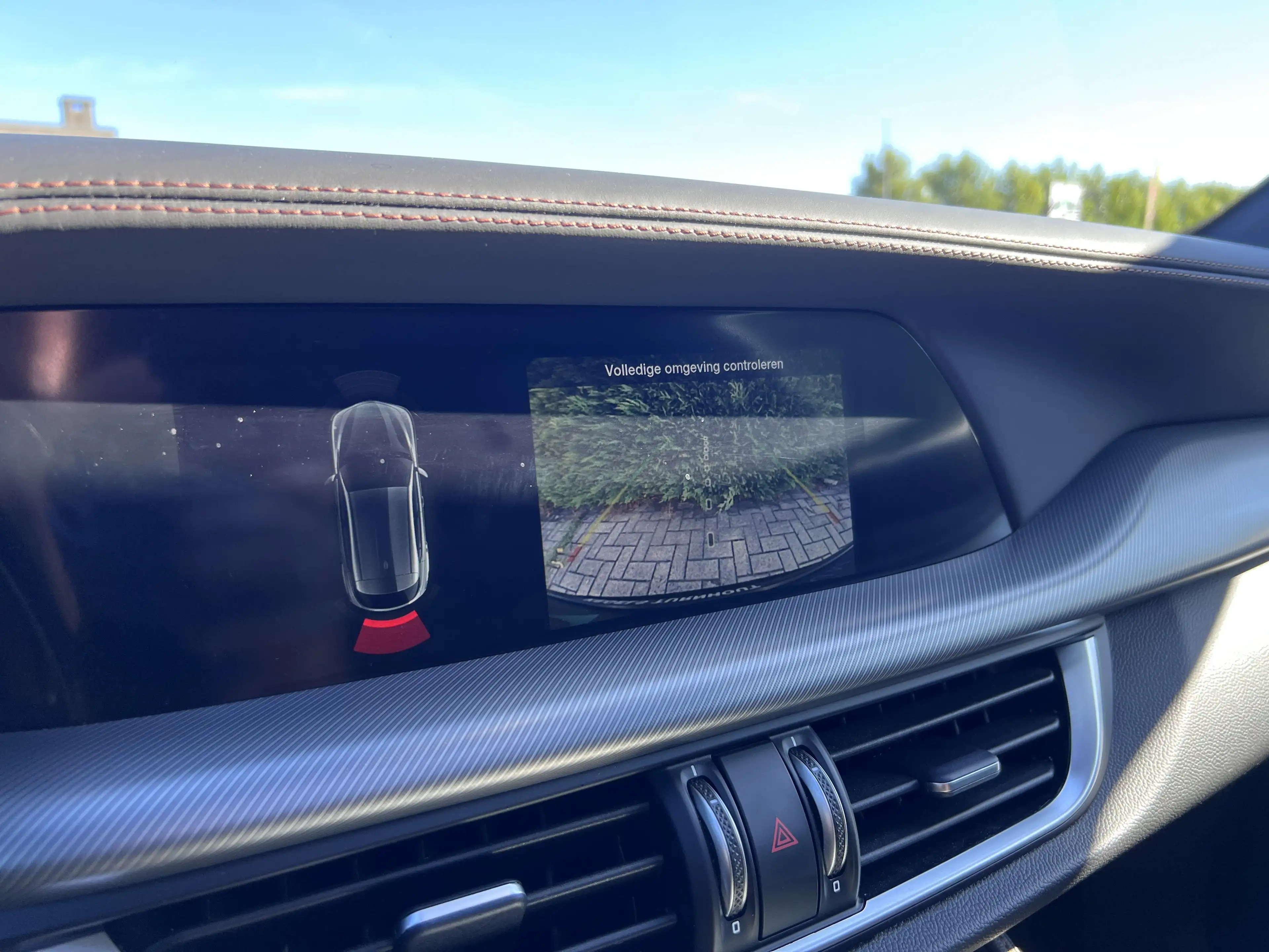 Alfa Romeo Stelvio Intensa — photo 20