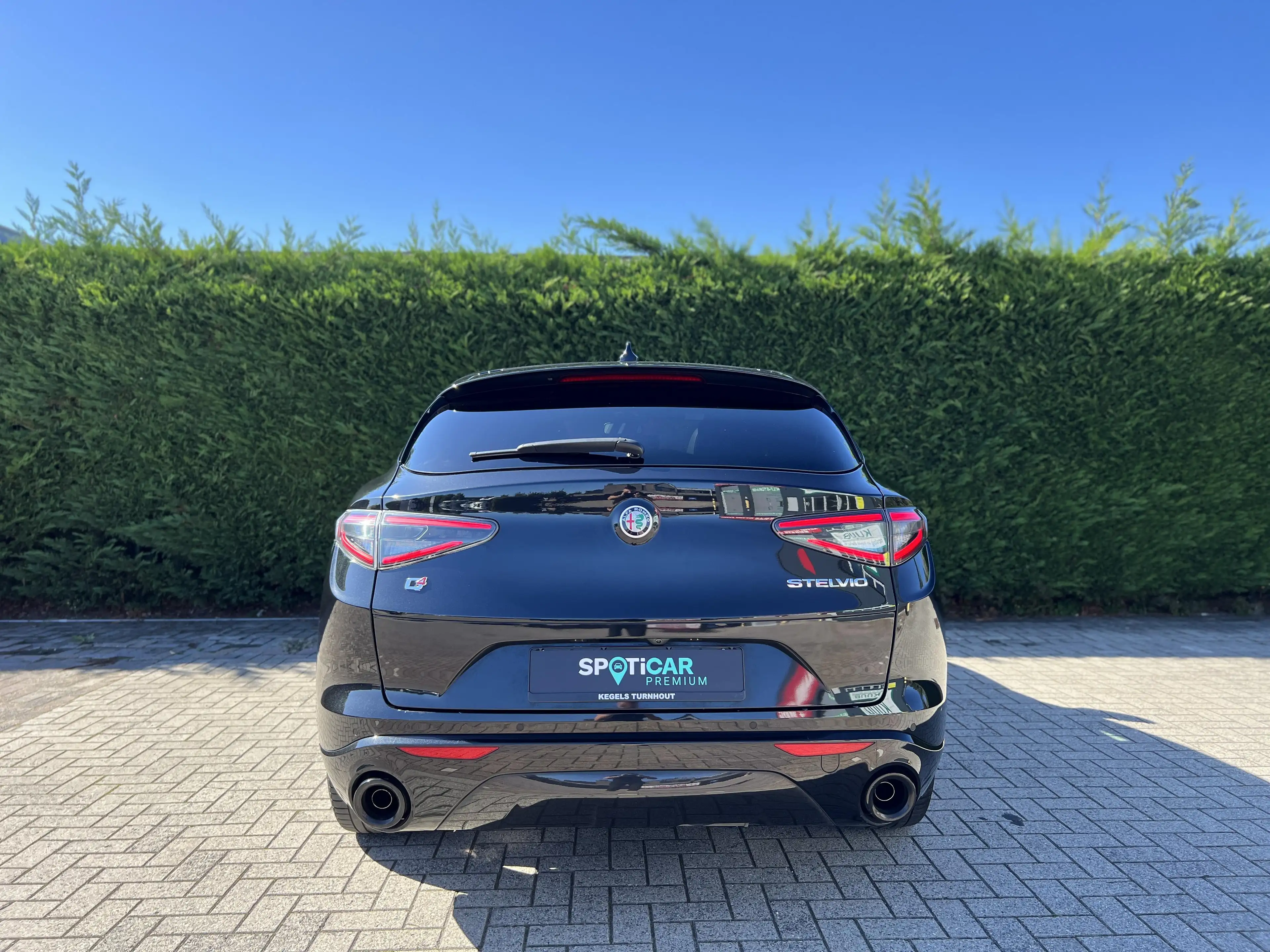 Alfa Romeo Stelvio Intensa — photo 6