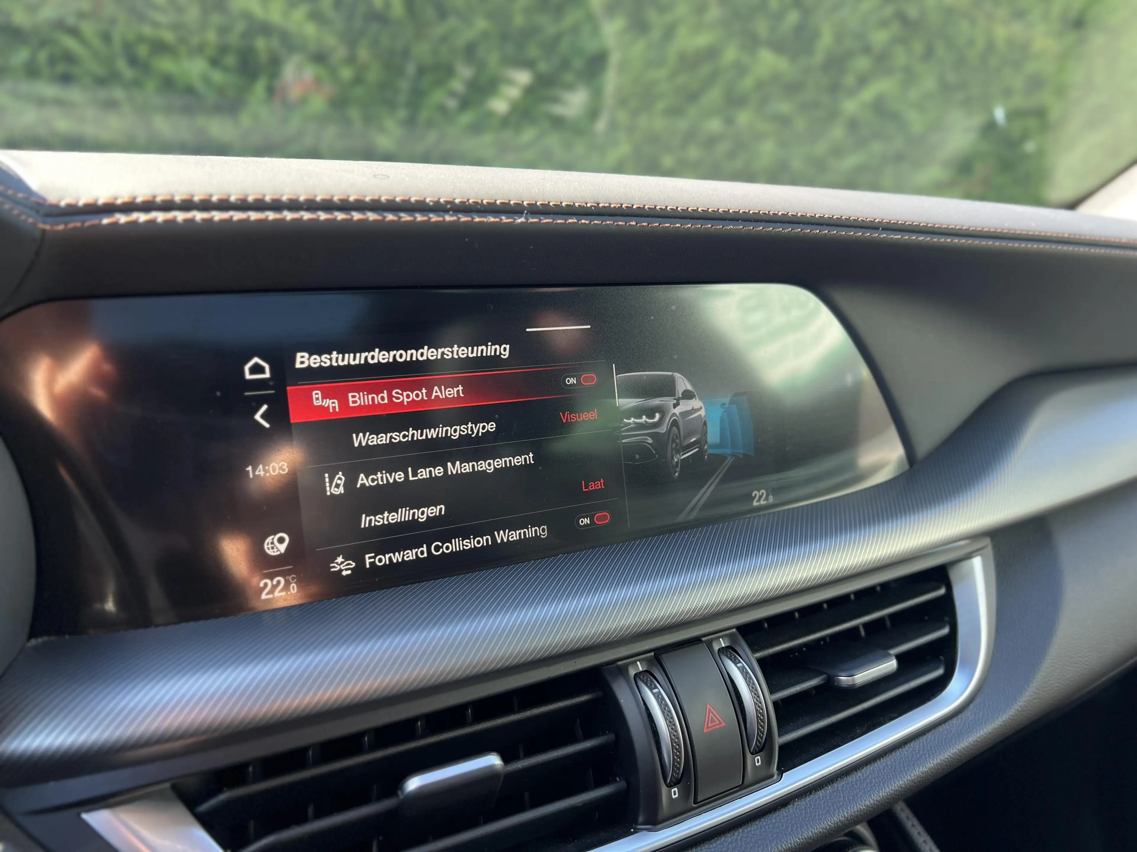 Alfa Romeo Stelvio Intensa — photo 23