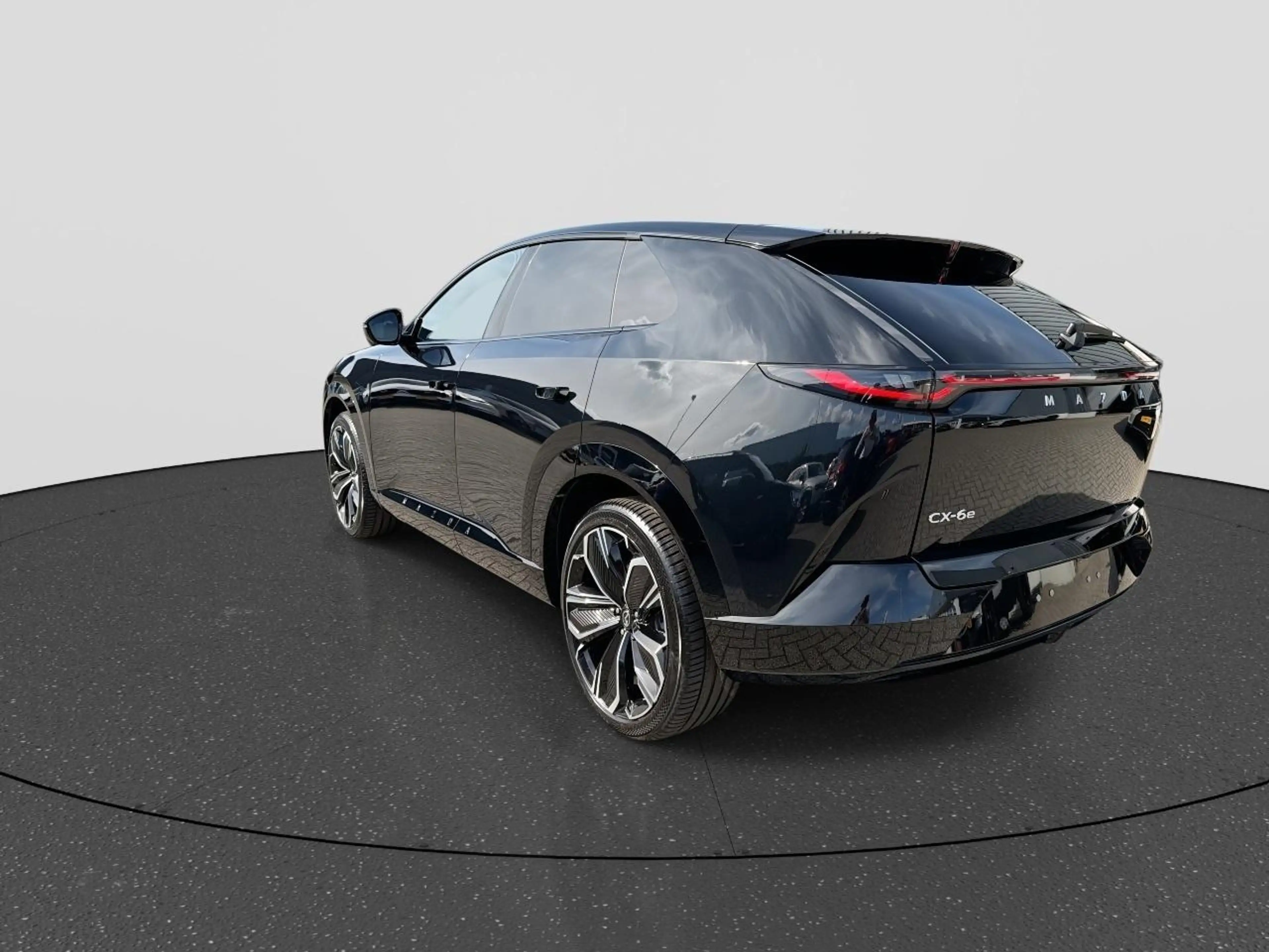 Mazda CX-6e Takumi 78 kWh | Nieuwe Auto | Geheel Rijklaar | — photo 5