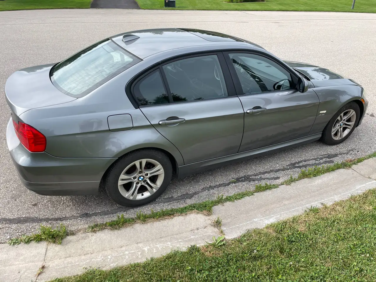 2011 BMW 3 Series