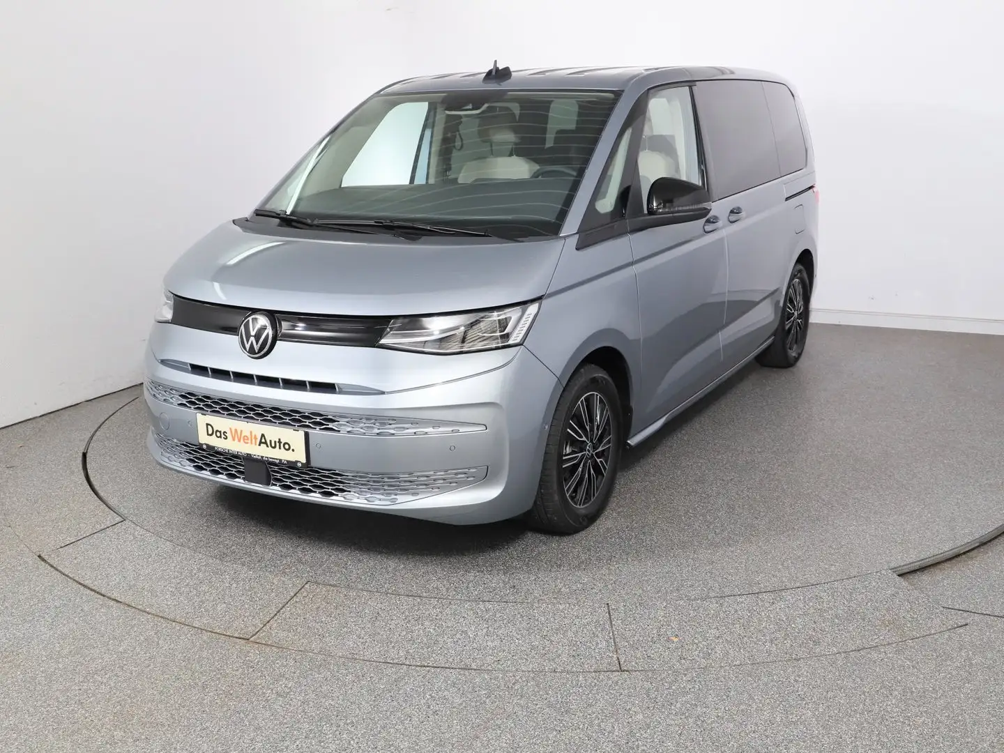 Volkswagen T7 Multivan VW T7 Multivan Business eHybrid 180 kW 4MOTION Silber - 1