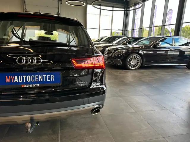 Audi A6 Allroad view 5