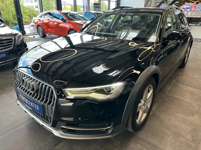 Audi A6 Allroad view 2