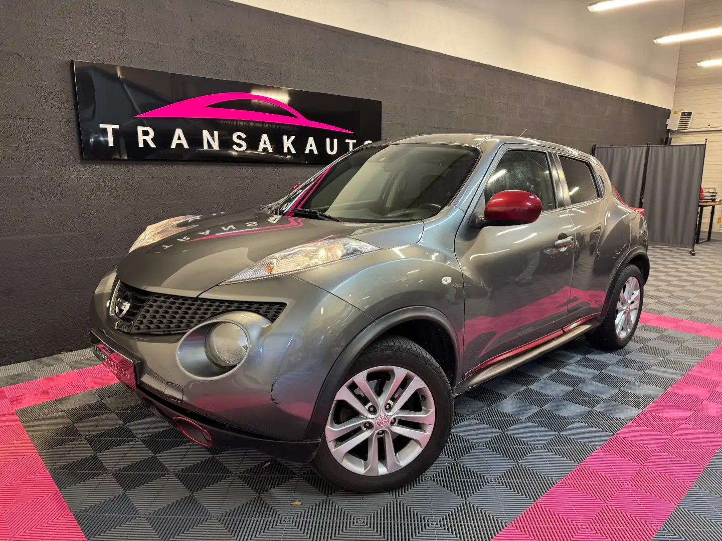 Nissan Juke Juke 1.6e DIG-T 190 All-Mode 4x4-i Urban Premium M-CVT Gris - 1