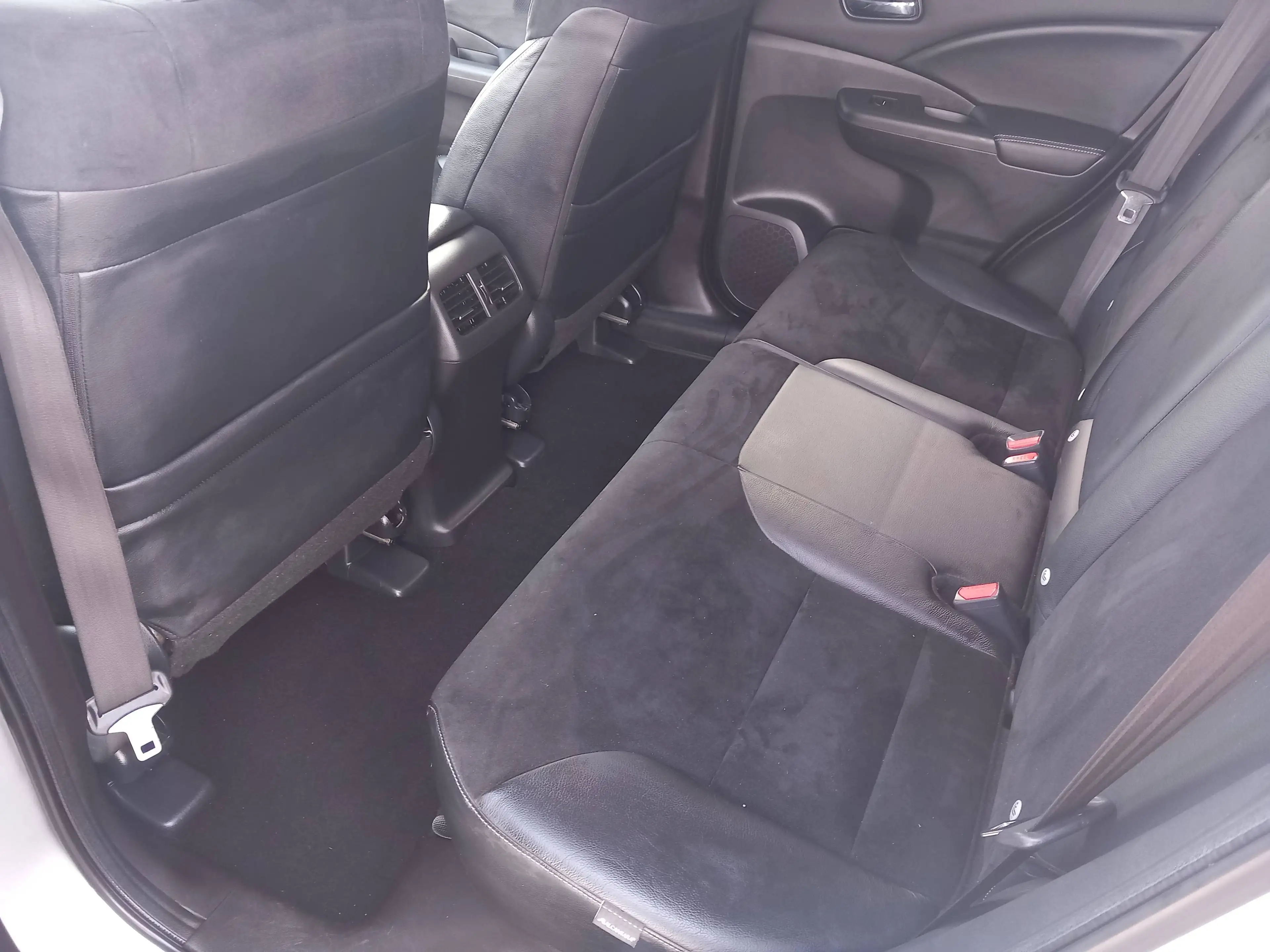 Honda CR-V 2,0 i-VTEC Executive 4WD — photo 8