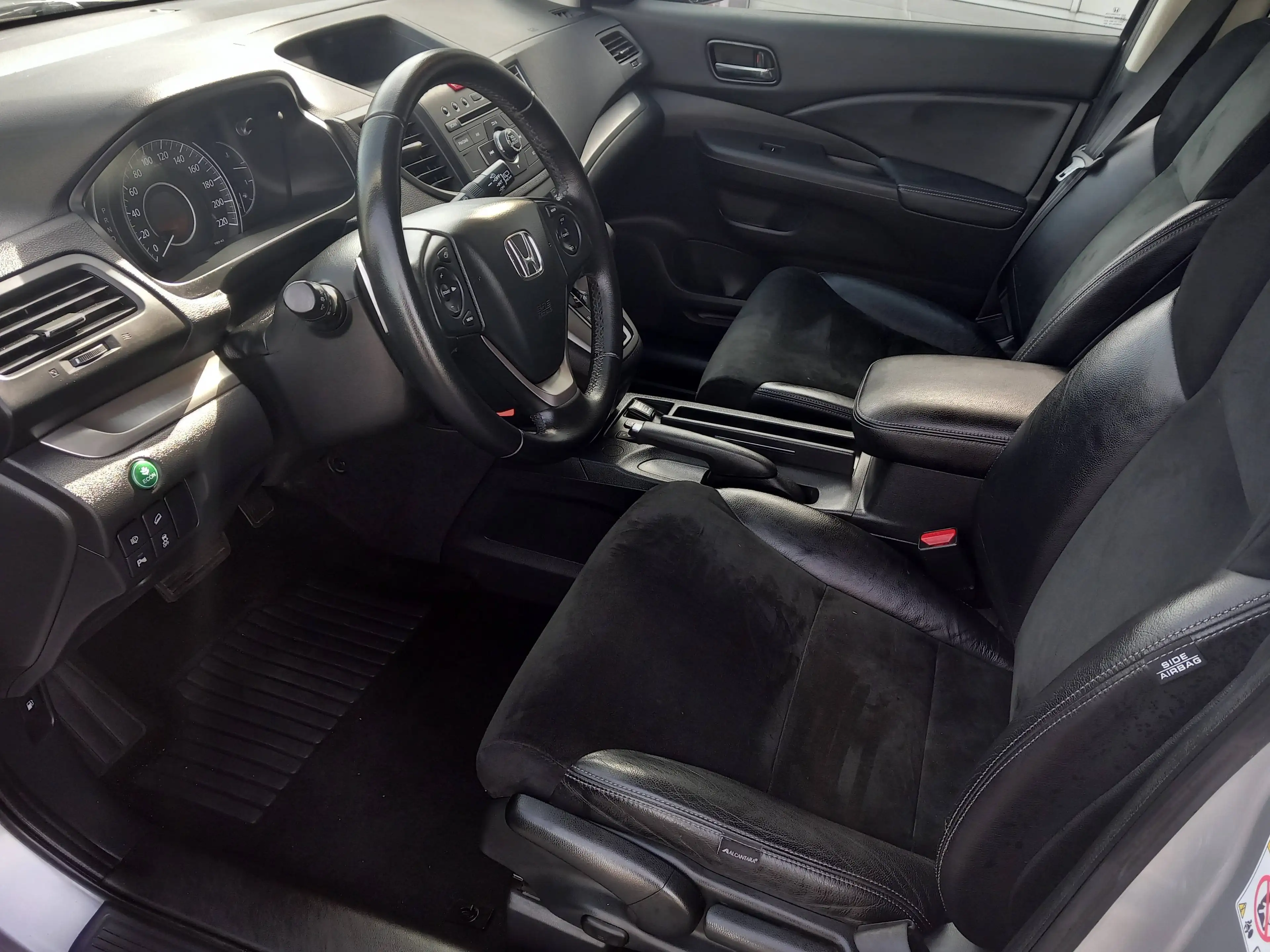 Honda CR-V 2,0 i-VTEC Executive 4WD — photo 7