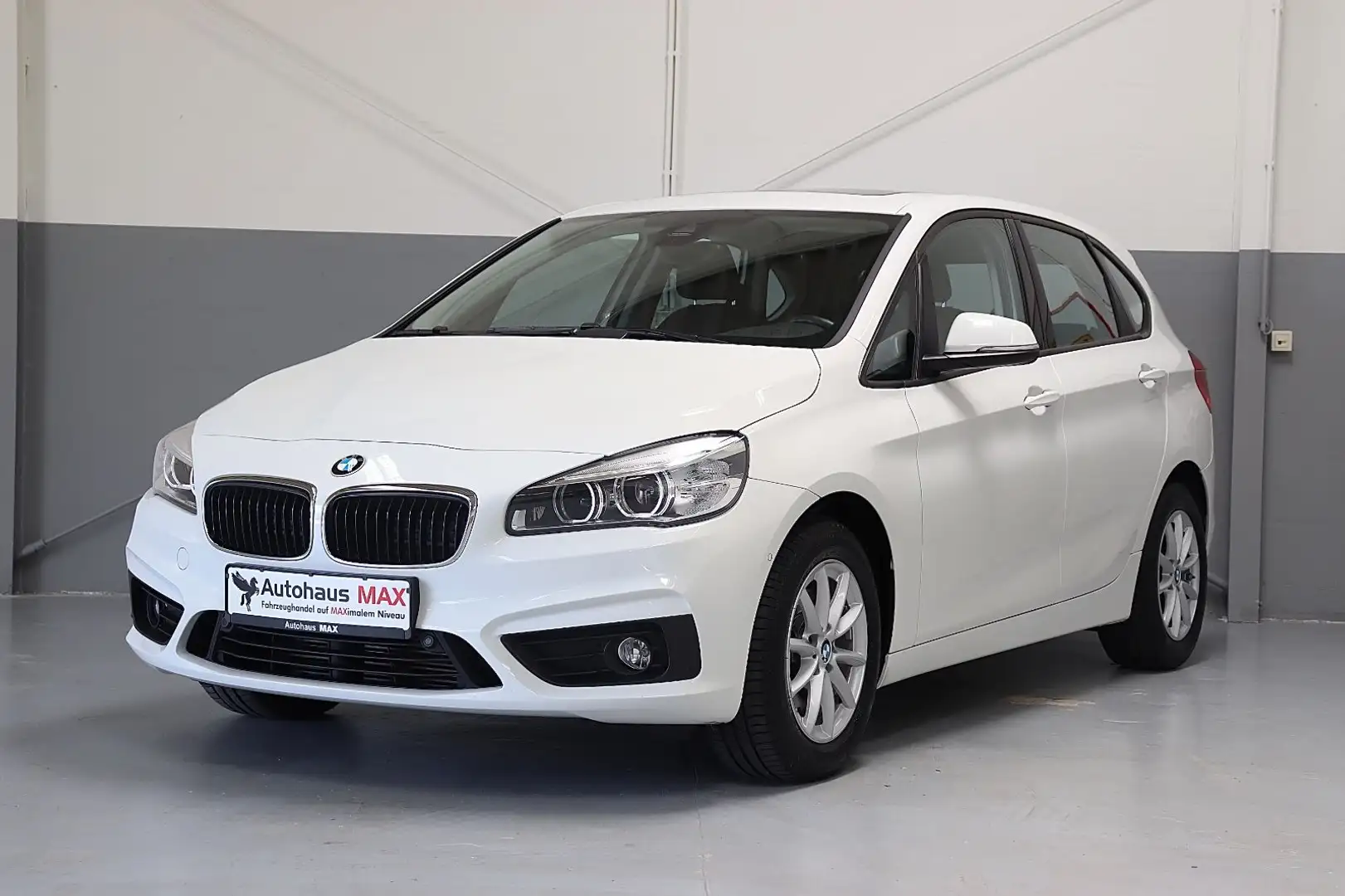 BMW 218 d ActiveTourer~Panorama~Kamera~Navi~1. Hand Weiß - 1
