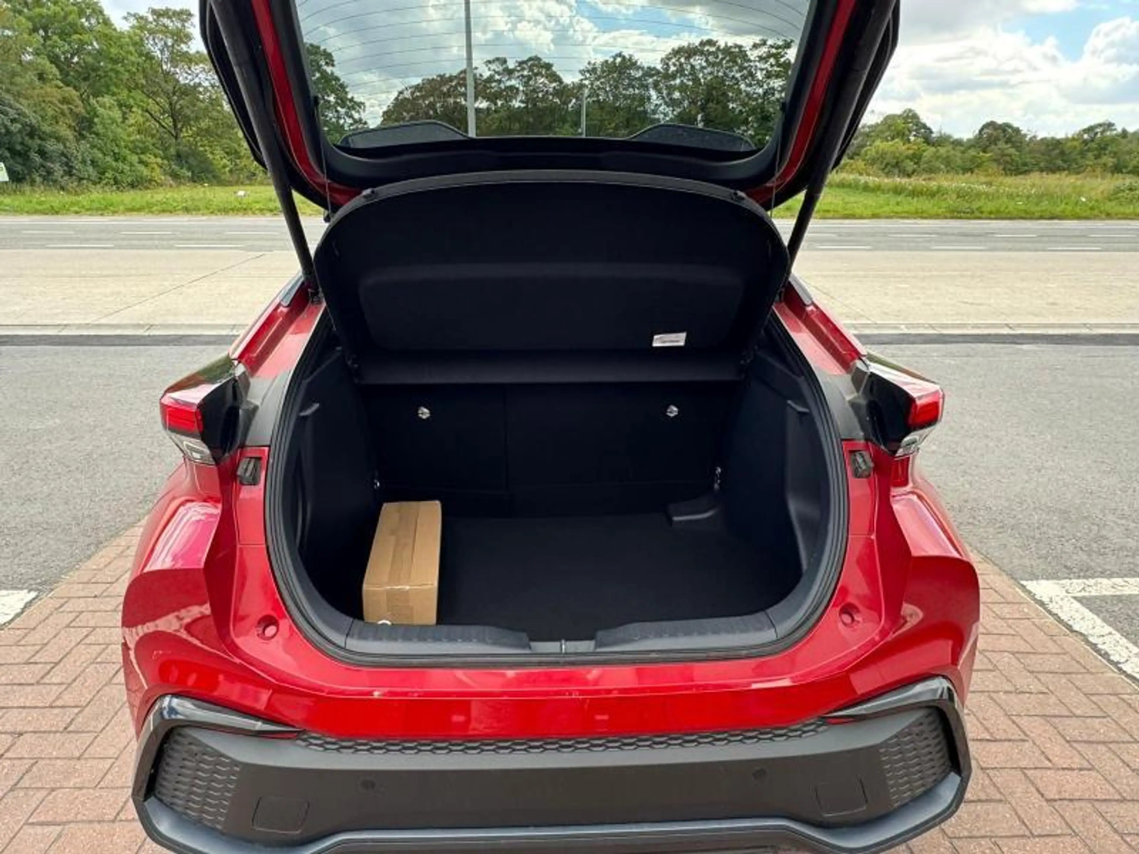 Toyota C-HR Premium  LUXURY PACK — photo 7