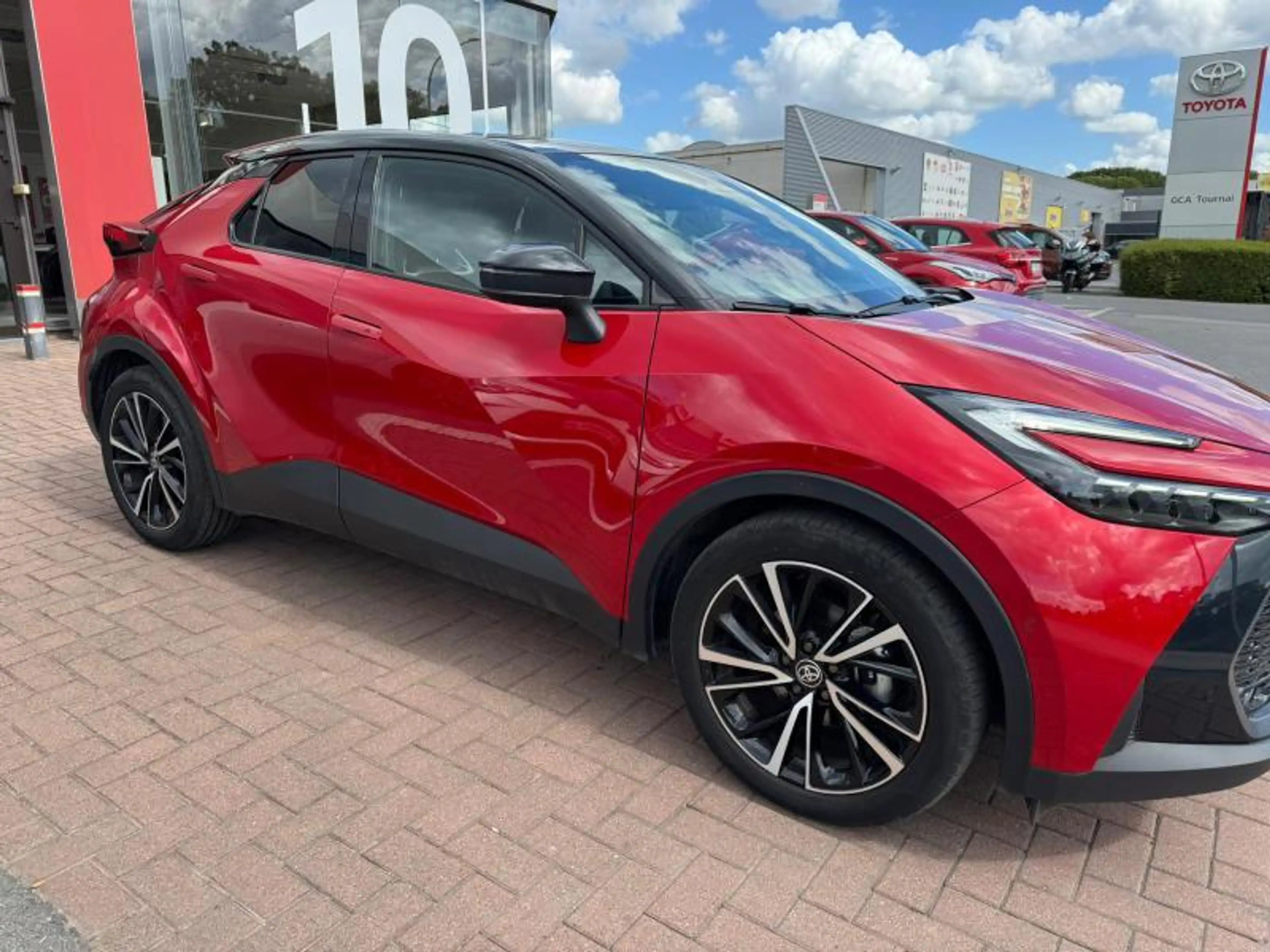Toyota C-HR Premium  LUXURY PACK — photo 4