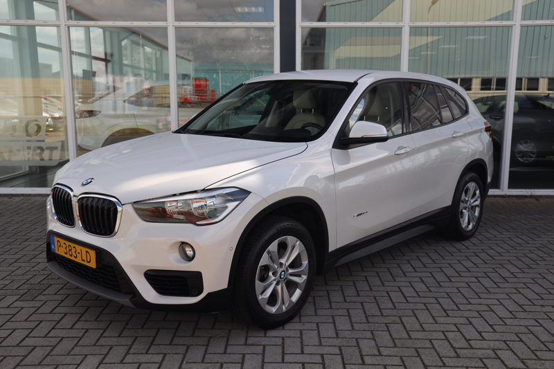 BMW X1 sDrive18i Centennial High Executive|Trekhaak|Navi| — photo 15