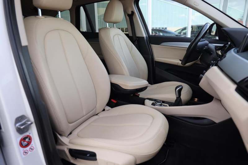 BMW X1 sDrive18i Centennial High Executive|Trekhaak|Navi| — photo 20