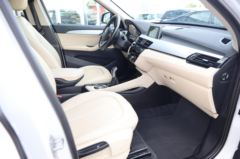 BMW X1 sDrive18i Centennial High Executive|Trekhaak|Navi| — photo 19