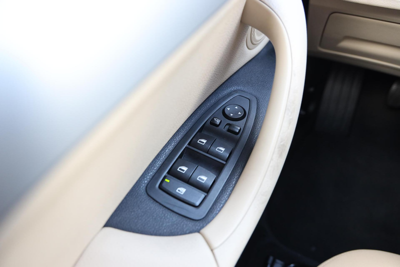 BMW X1 sDrive18i Centennial High Executive|Trekhaak|Navi| — photo 25