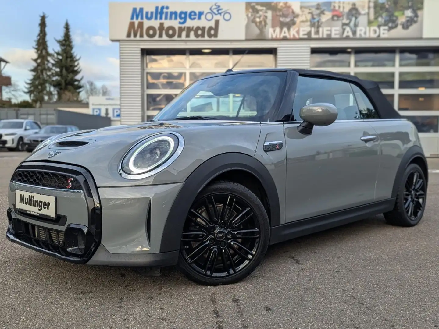 MINI Cooper S Cabrio Classic Navi LED Sitzh.KomfZ.Alu Grau - 2