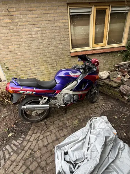 Kawasaki ZZR 600