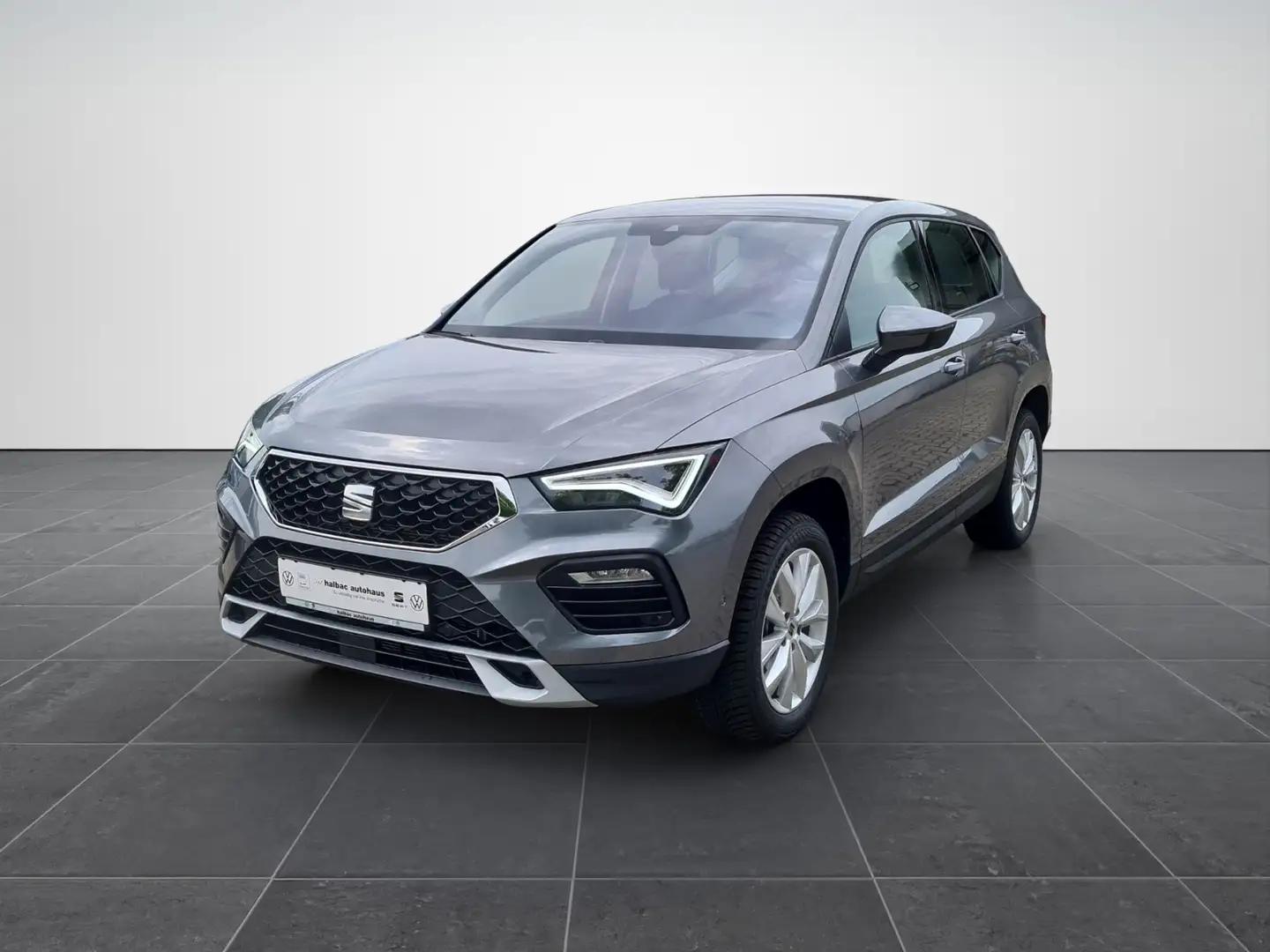 SEAT Ateca 1.5 TSI Style+AHK+LED+SHZ+PDC+KAMERA+BEHEIZBFS Grau - 2