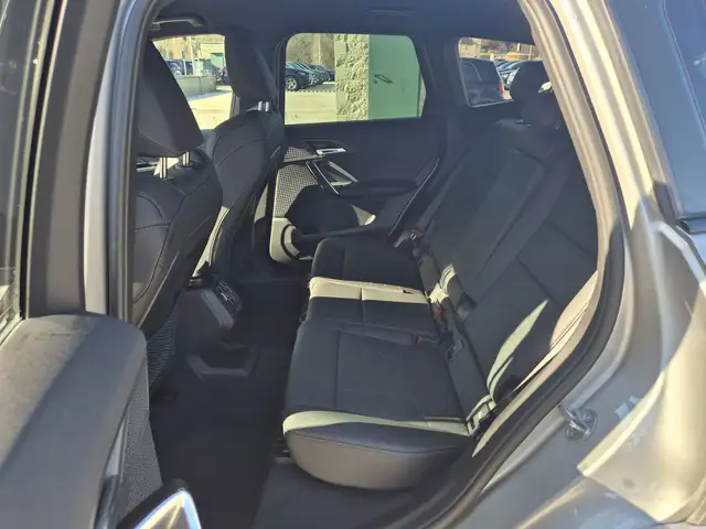 BMW X1 view 7