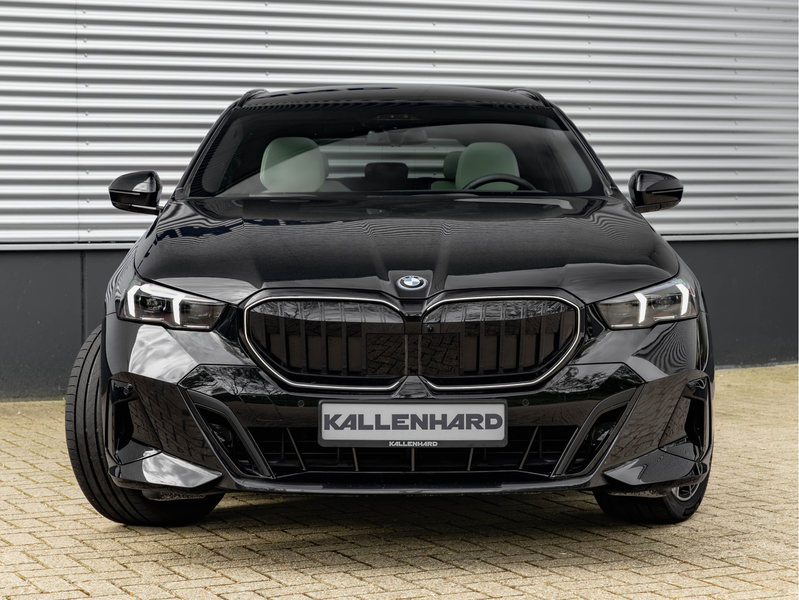 BMW 550 5-serie Touring 550e xDrive - M-Sport Pro - Pano - — photo 6