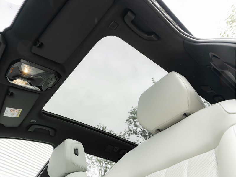 BMW 550 5-serie Touring 550e xDrive - M-Sport Pro - Pano - — photo 4
