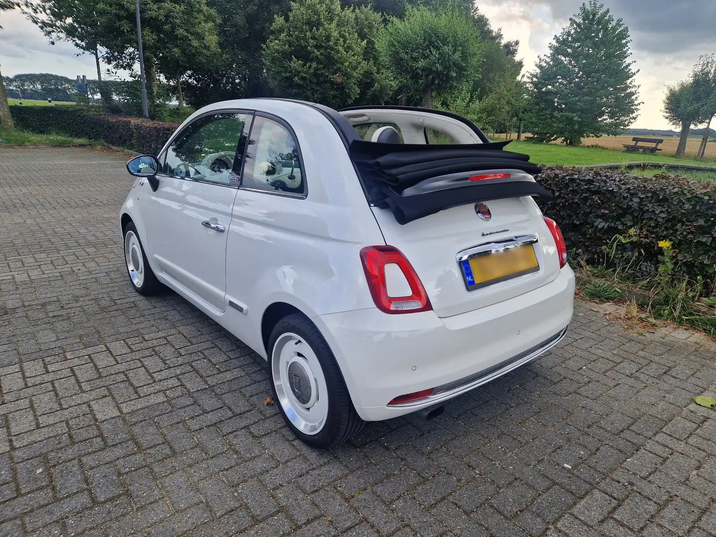 Fiat 500 Cabrio Anniversario Blanc - 2