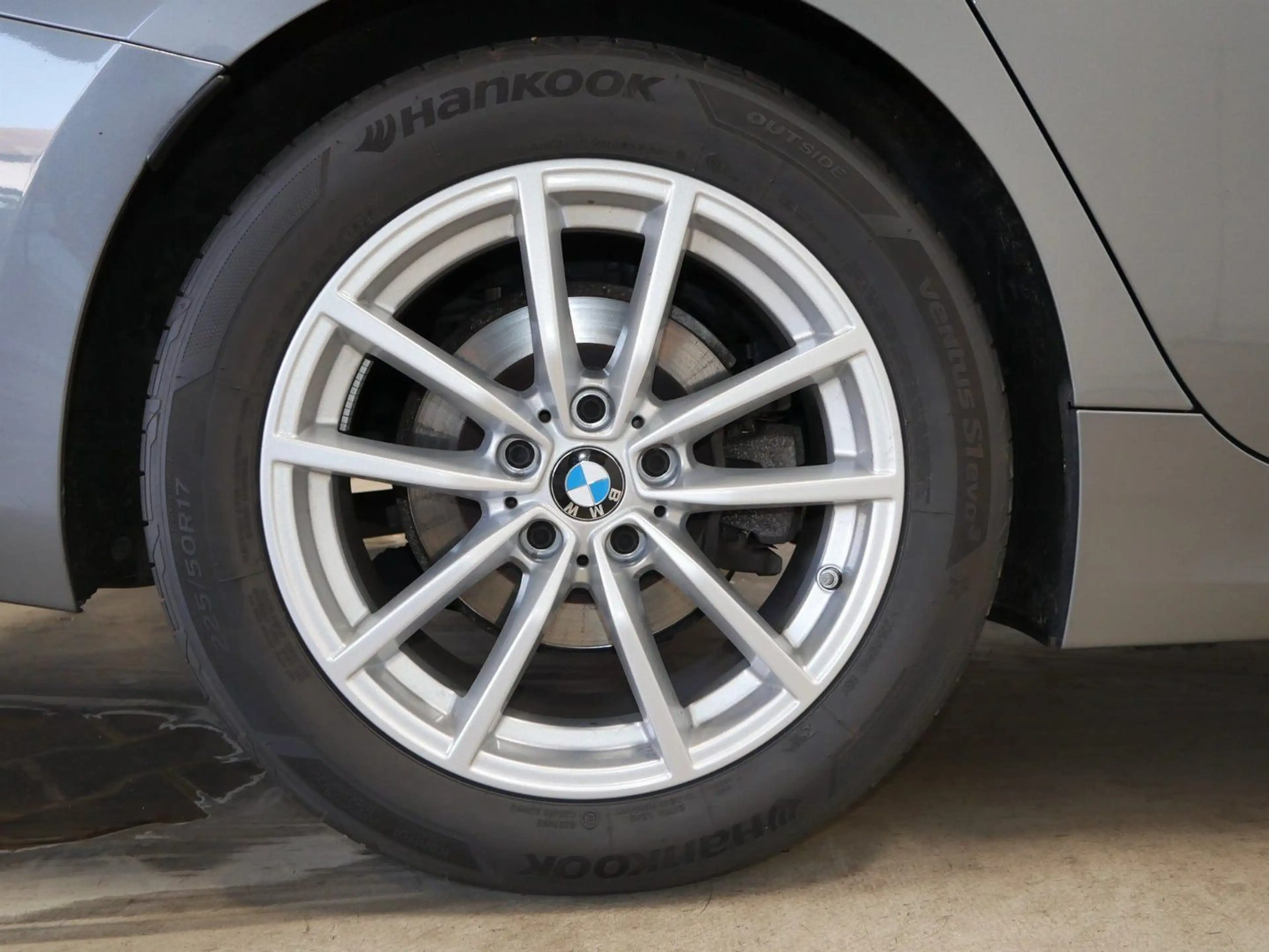 BMW 318 d Touring Step*el.Sitze*ParkA+*AdapLED*Headup — photo 7